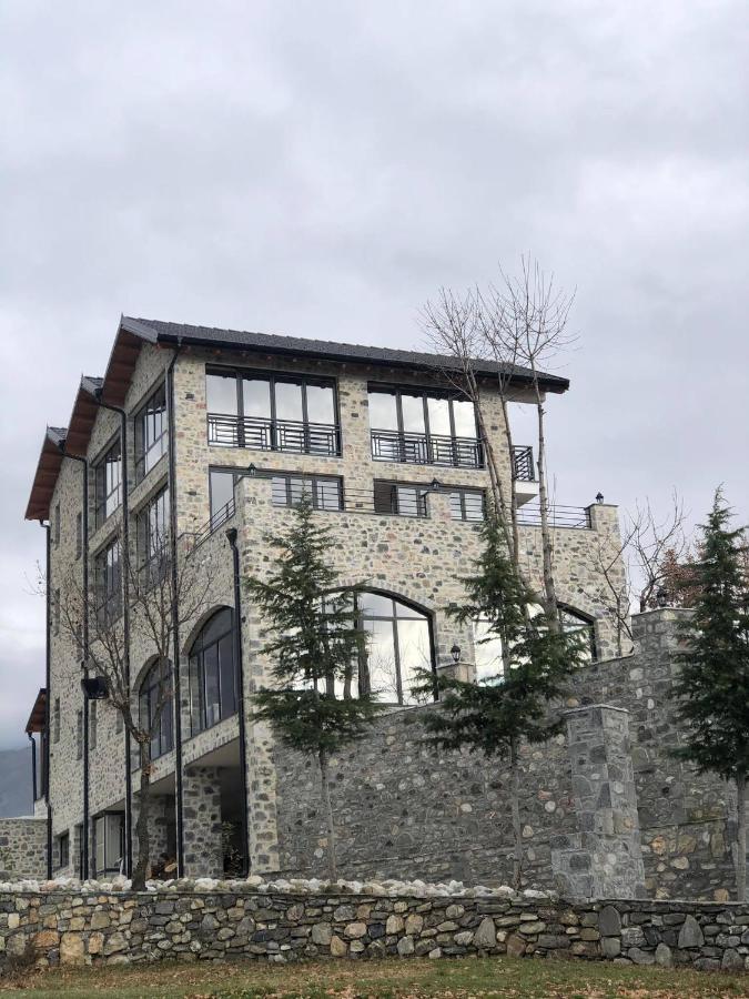 Готель Bujtina Vrenezi Peshkopi Екстер'єр фото